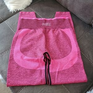 Pink leggings